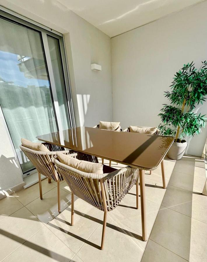 Marina Real 82 By Homeprive دينايا المظهر الخارجي الصورة